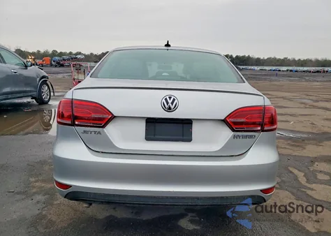 2014 Volkswagen Jetta Hybrid from USA, damaged, VIN 3VW637AJ3EM248679